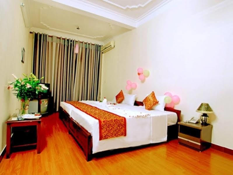 Grand Holiday Hotel 2 Hanoï Extérieur photo