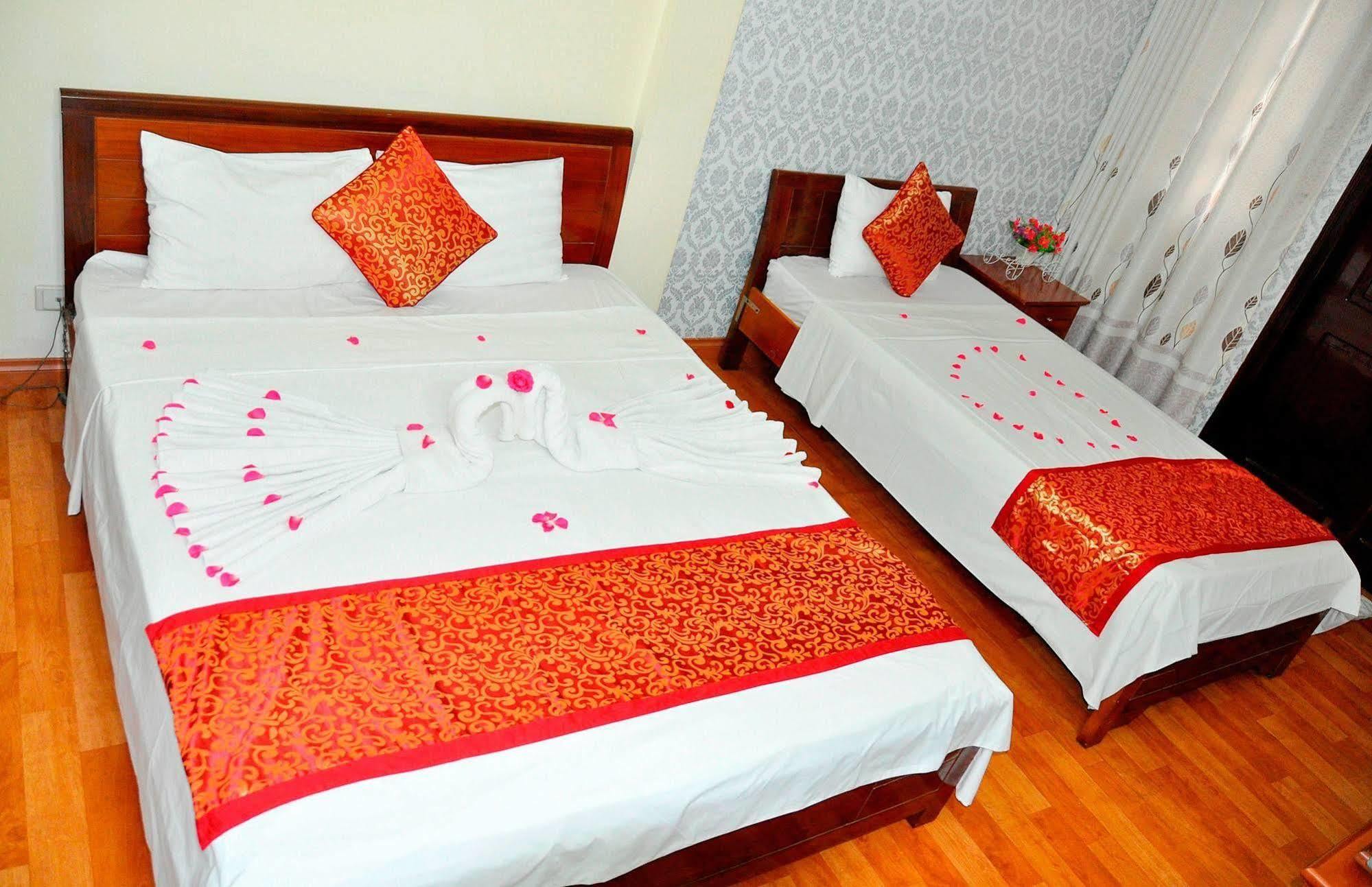 Grand Holiday Hotel 2 Hanoï Extérieur photo