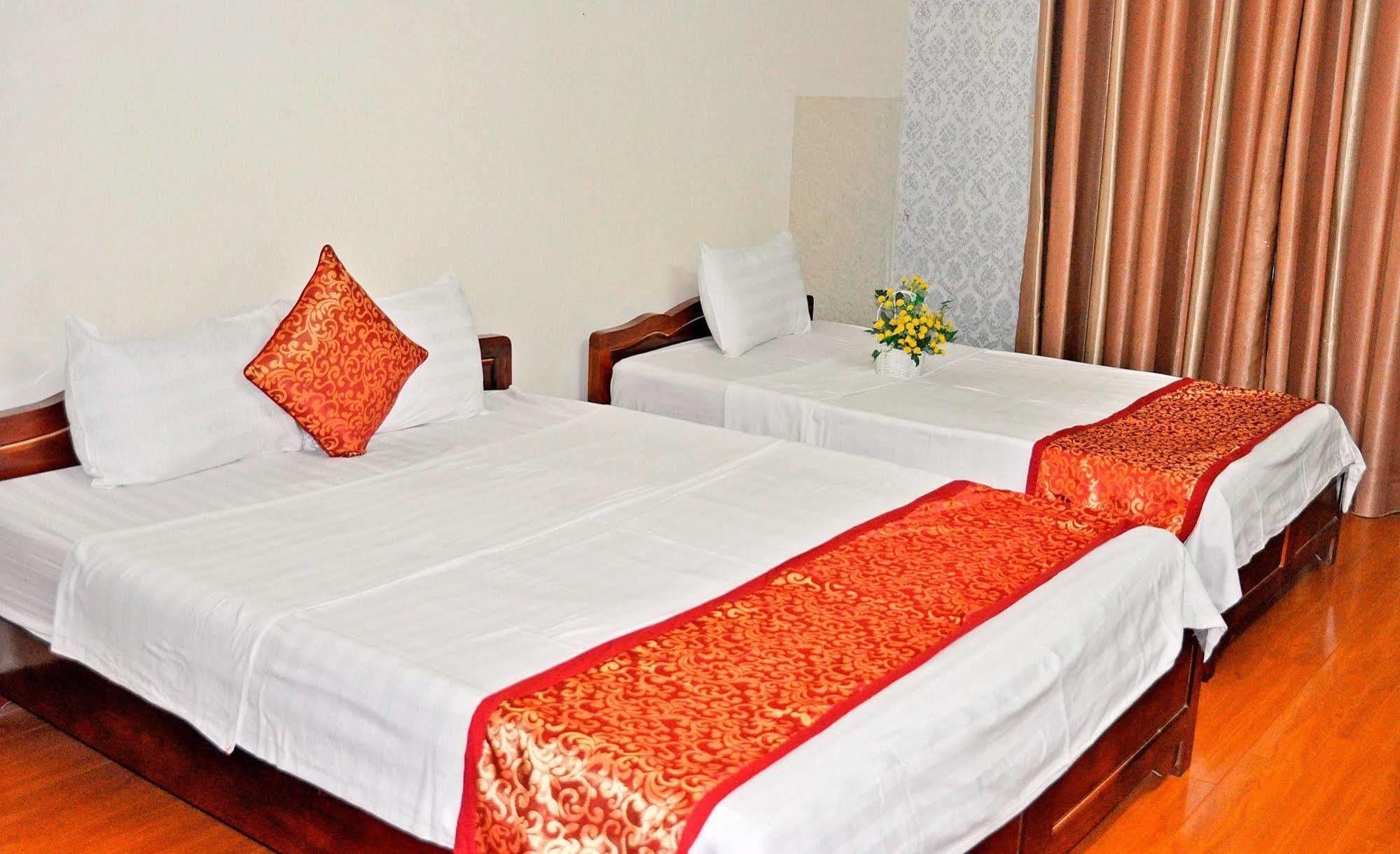 Grand Holiday Hotel 2 Hanoï Extérieur photo