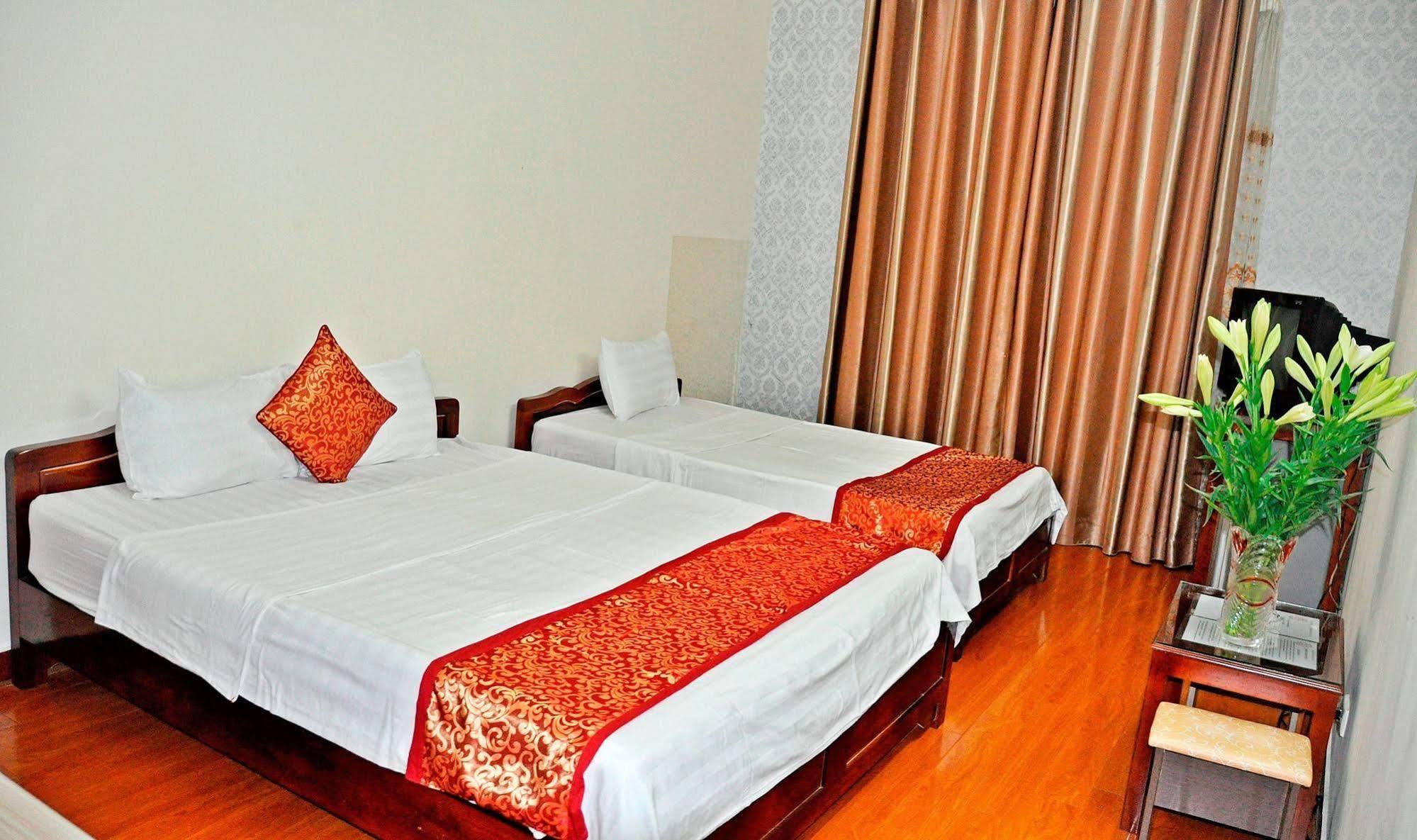 Grand Holiday Hotel 2 Hanoï Extérieur photo